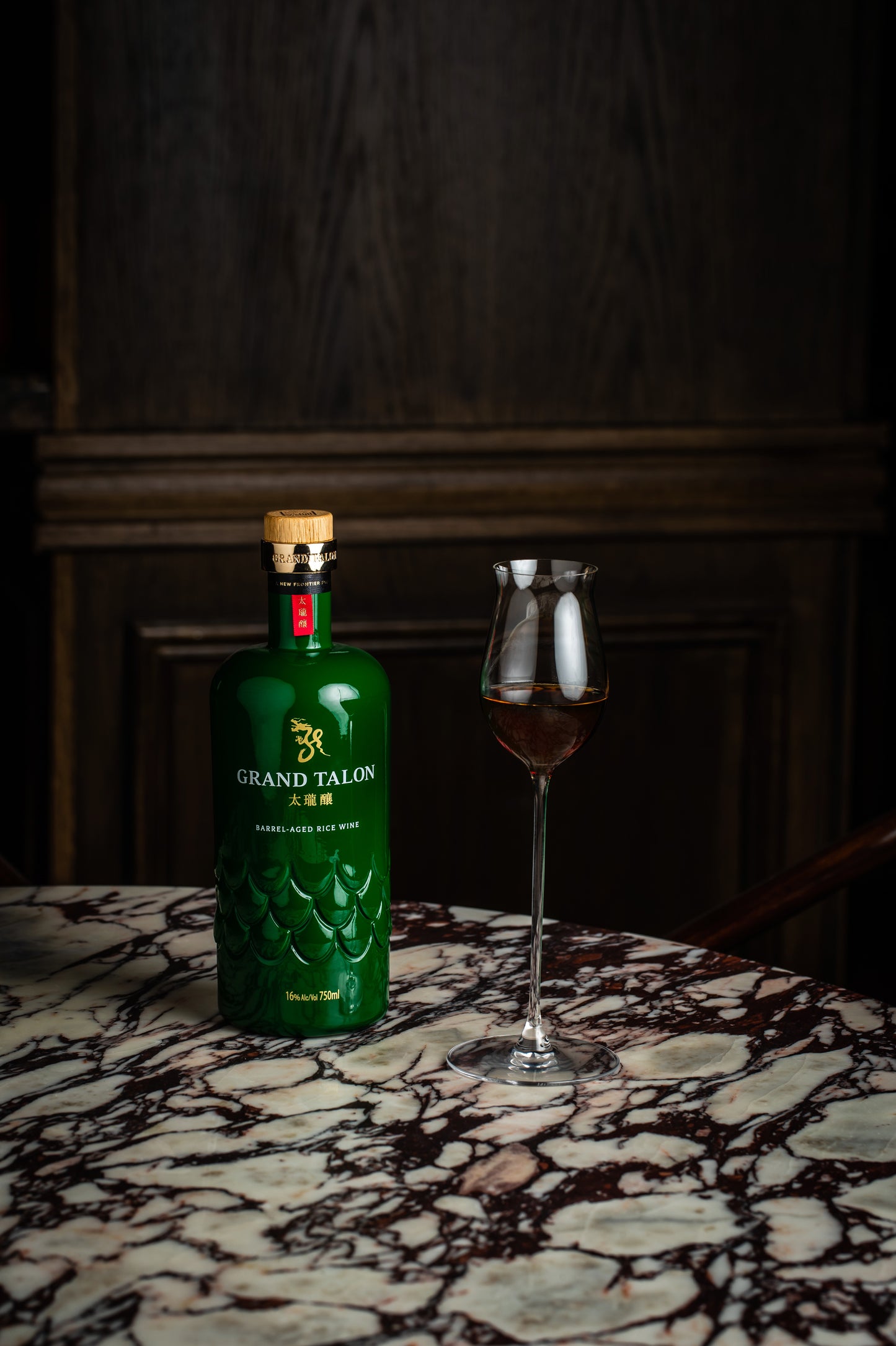 Grand Talon Barrel-Aged Rice Wine 太瓏釀橡木桶黃酒 Mature in premium virgin oak barrels 16%vol 750ml